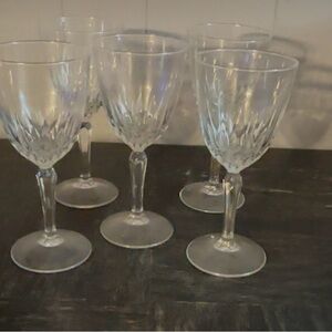 Crystal Clear Wine Glass Set